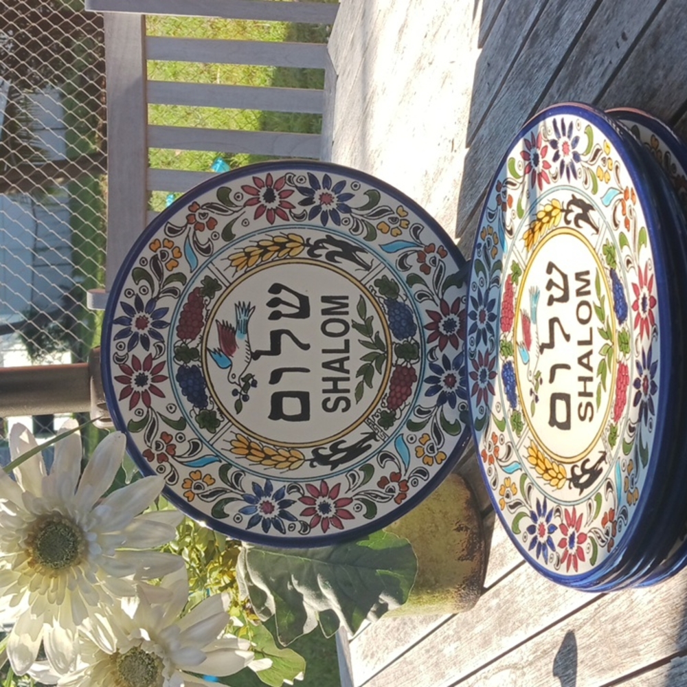 SHALOM CERAMIC PLATES SET OF 5